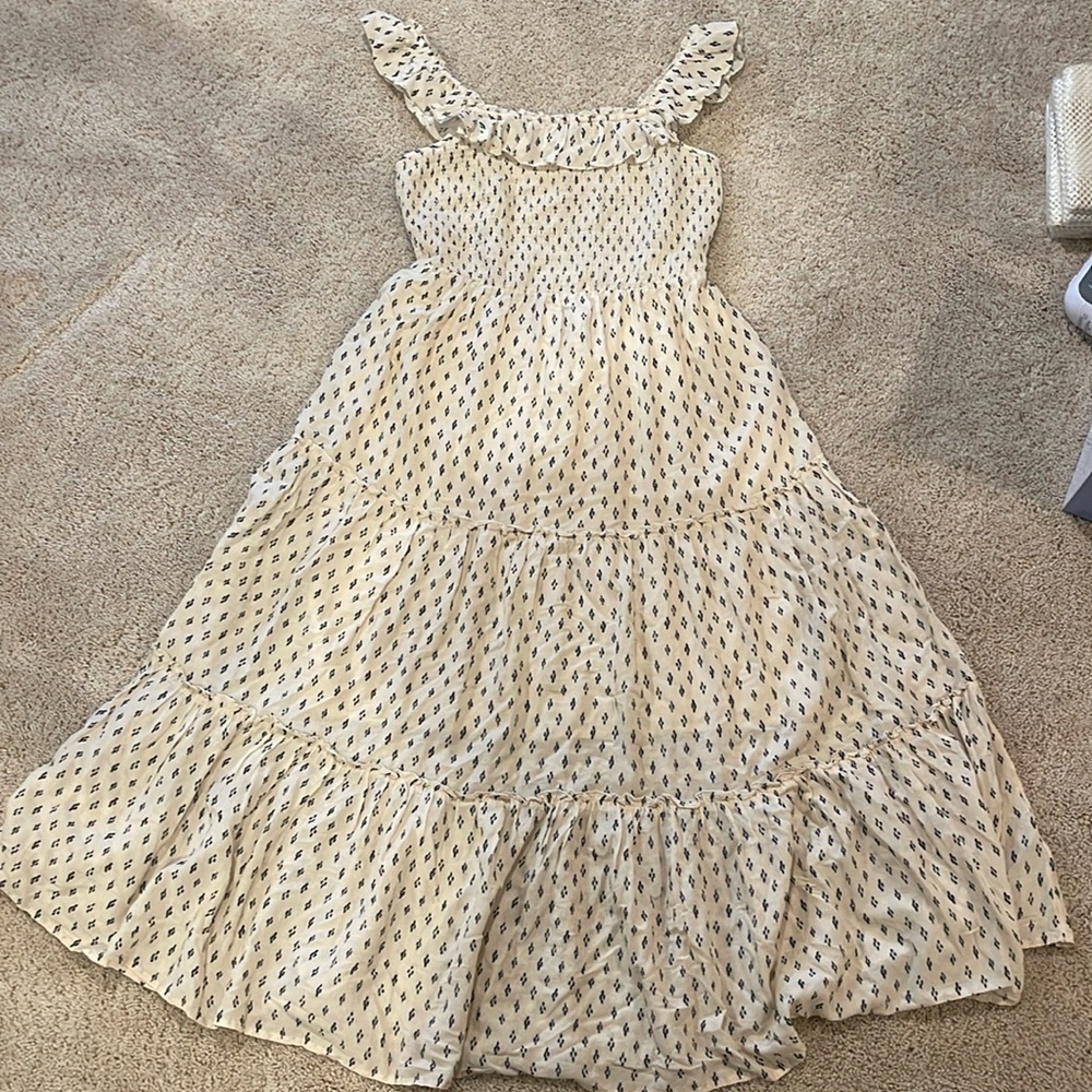 Old Navy Cream and Black Patterned Dress